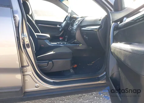 2015 Kia Sorento Lx from USA, damaged, VIN 5XYKT3A66FG621492